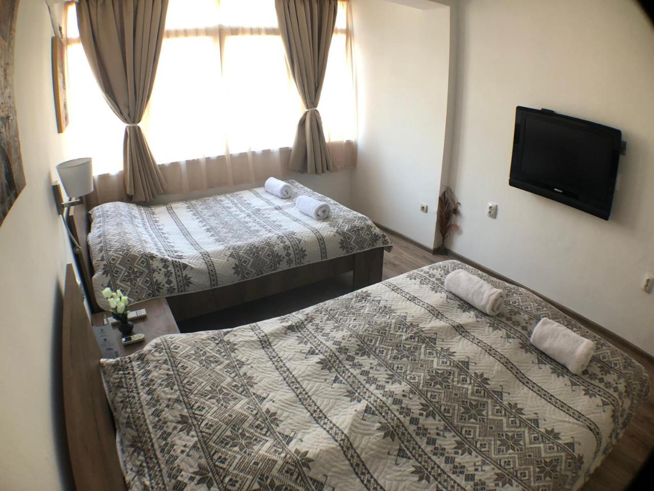 Samuil Apartments Burgas Stad Buitenkant foto