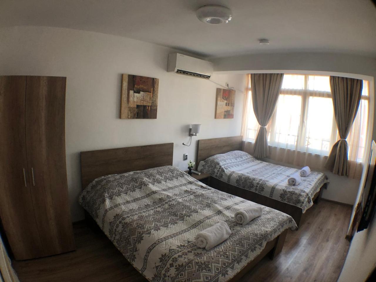 Samuil Apartments Burgas Stad Buitenkant foto